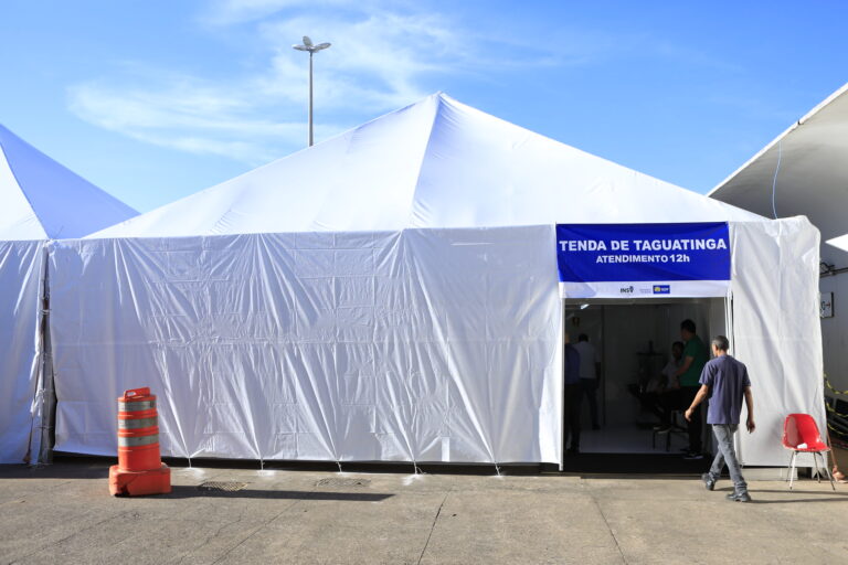 Leia mais sobre o artigo Inaugurada tenda de acolhimento para pacientes com dengue em Taguatinga